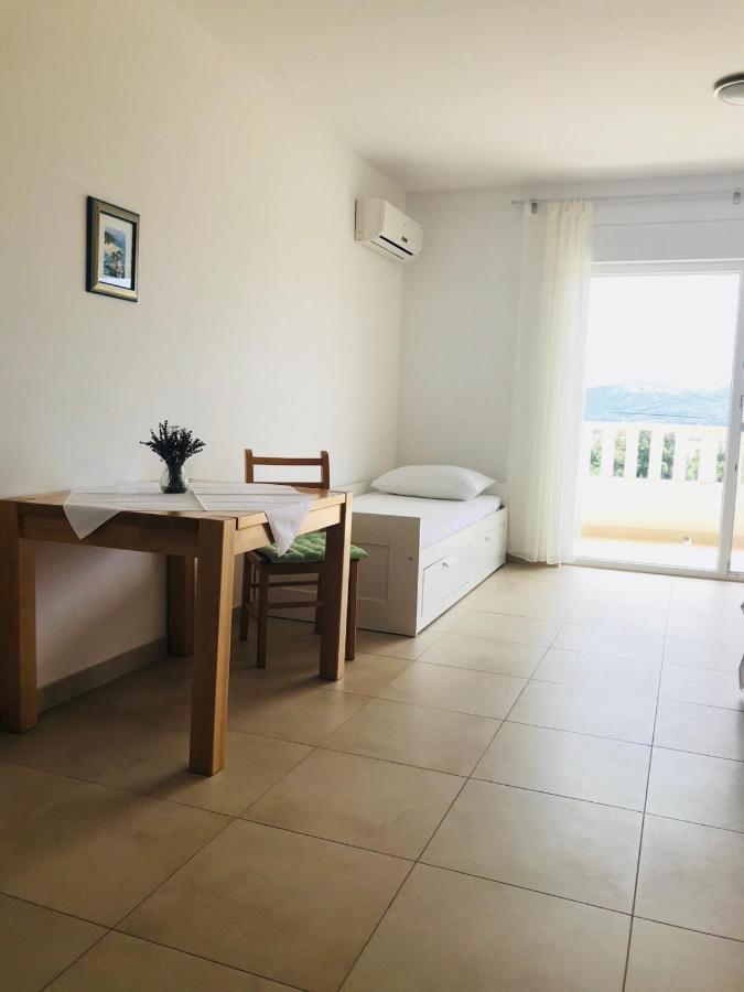 Apartments Villa Marie Seget Vranjica Luaran gambar